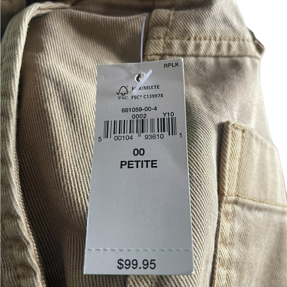 GAP Khaki High-Waisted Cargo Pants - Picture 3 of 5